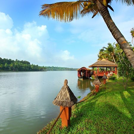 Fragrant Nature Backwater Resort & Ayurveda Spa Kollam Udogodnienia zdjęcie