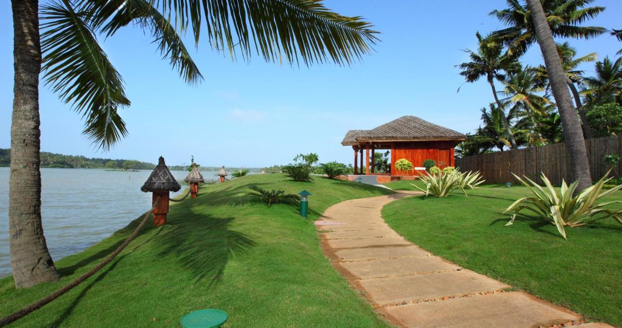 Fragrant Nature Backwater Resort & Ayurveda Spa Kollam Zewnętrze zdjęcie