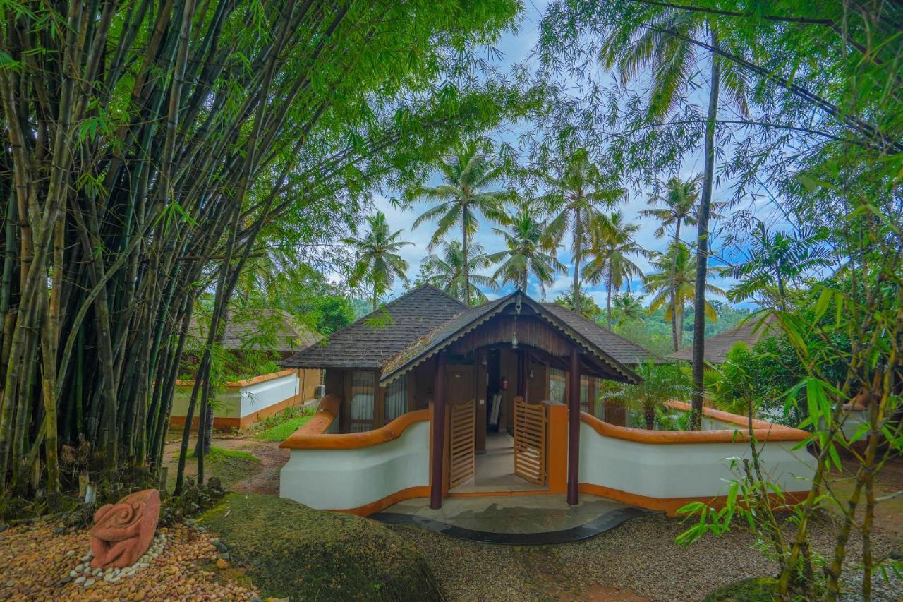 Fragrant Nature Backwater Resort & Ayurveda Spa Kollam Zewnętrze zdjęcie