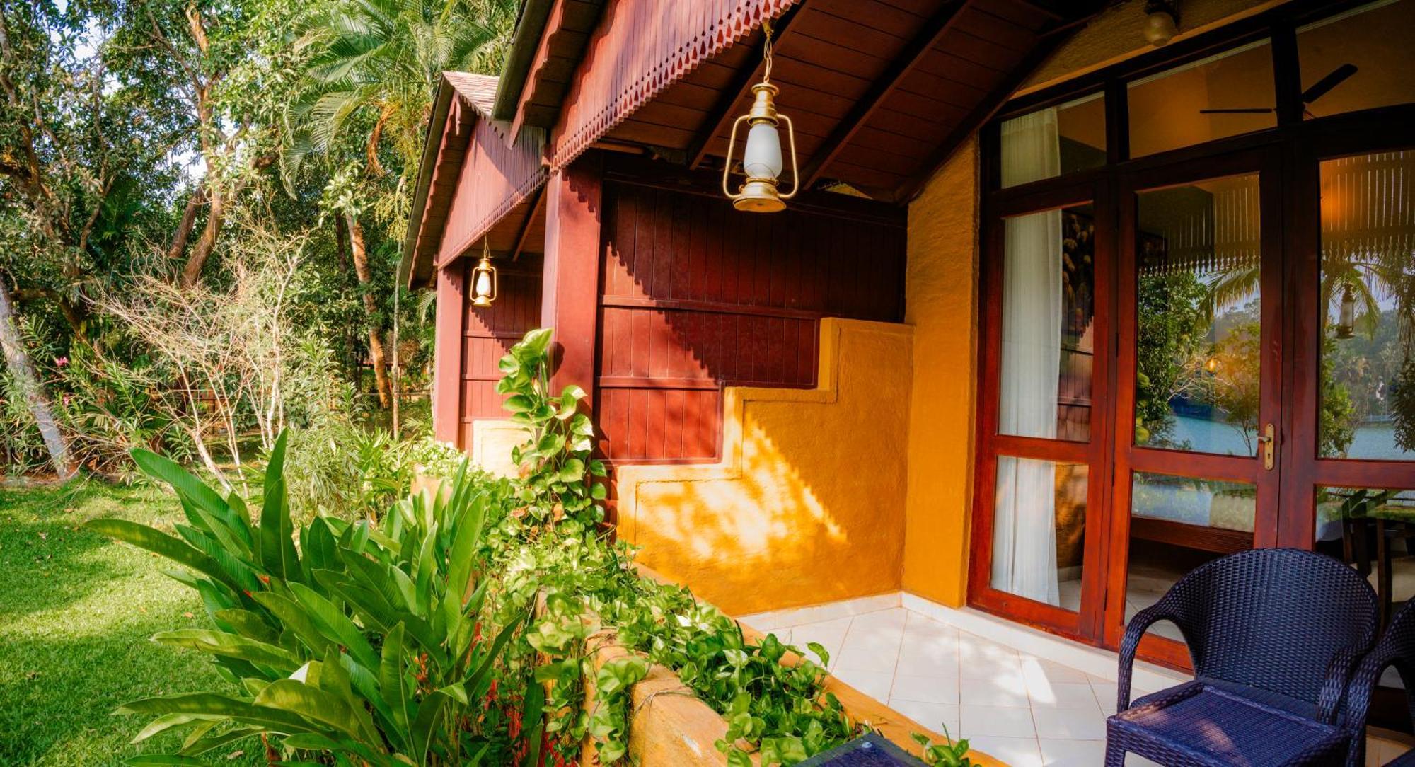 Fragrant Nature Backwater Resort & Ayurveda Spa Kollam Zewnętrze zdjęcie