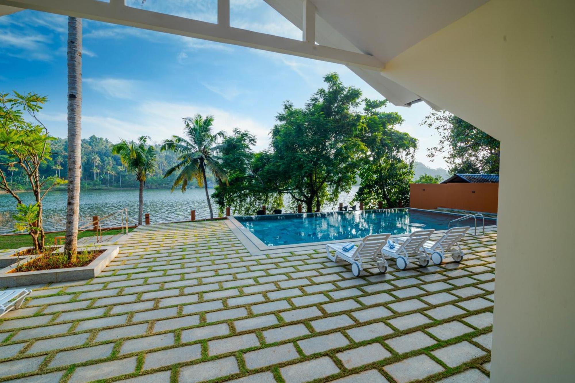 Fragrant Nature Backwater Resort & Ayurveda Spa Kollam Zewnętrze zdjęcie
